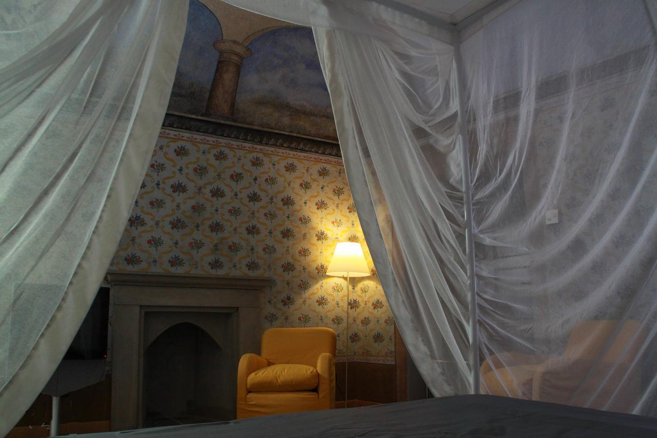 Hotel Cavour Et Des Officiers Bard Bagian luar foto