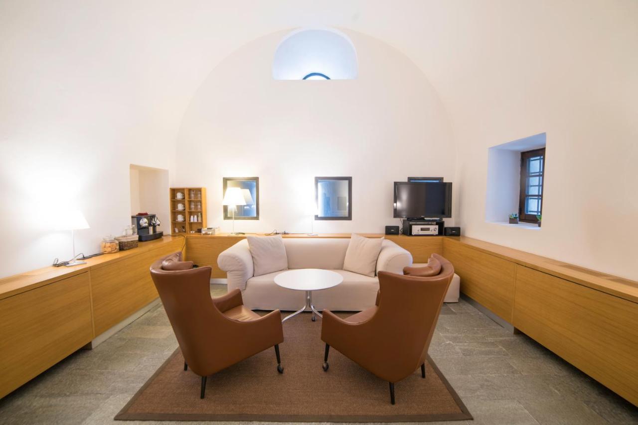 Hotel Cavour Et Des Officiers Bard Bagian luar foto